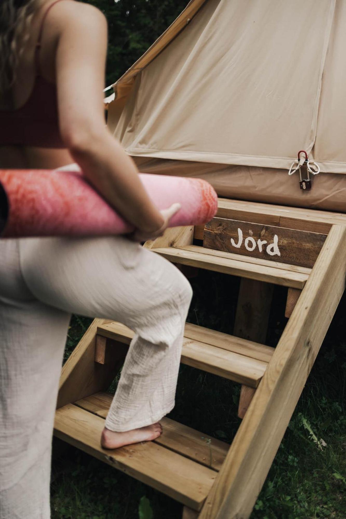 Luxury tent Falkeroed - Lyxig Glamping I Naturreservat Ink Frukost *